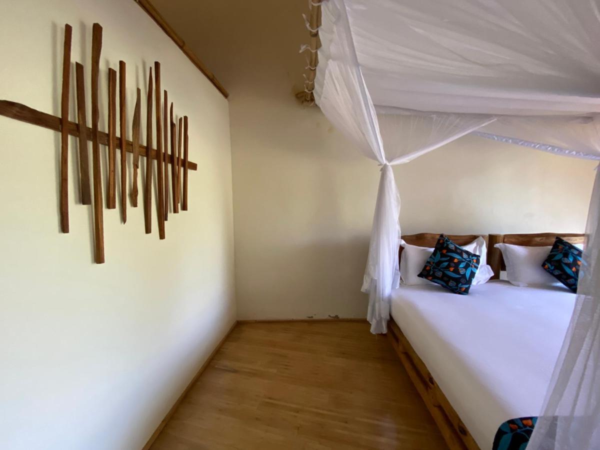 Murchison Falls Bamboo Village Paraa Eksteriør billede